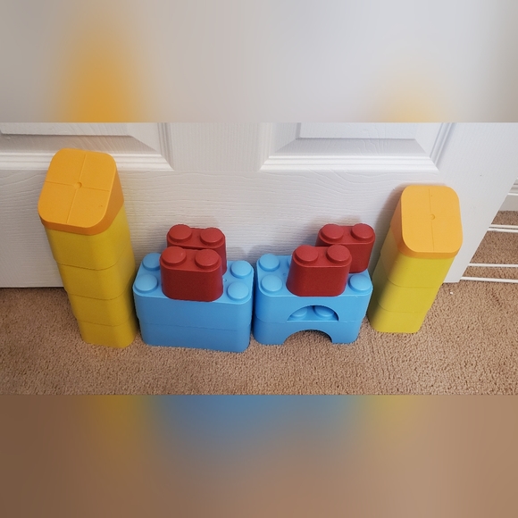 Green Toys 16 blocks piece set - Picture 2 of 3